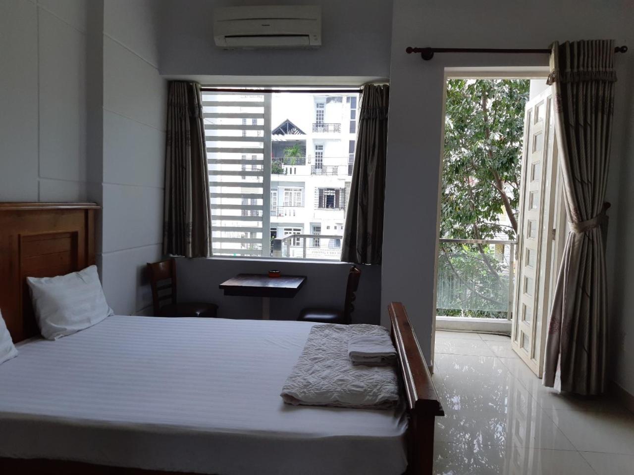 Hotel Tay Bac Ho Chi Minh-stad Buitenkant foto